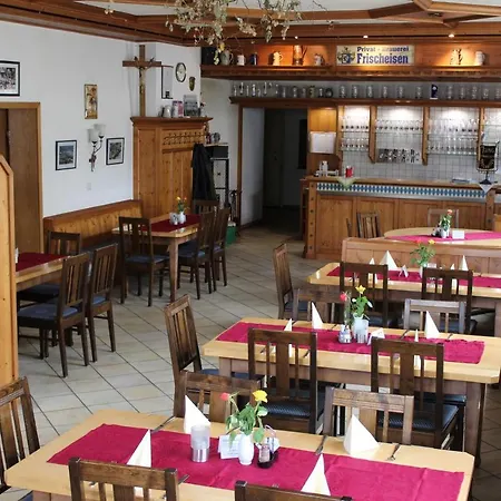 Brauerei Und Frischeisen Πανσιόν Kelheim